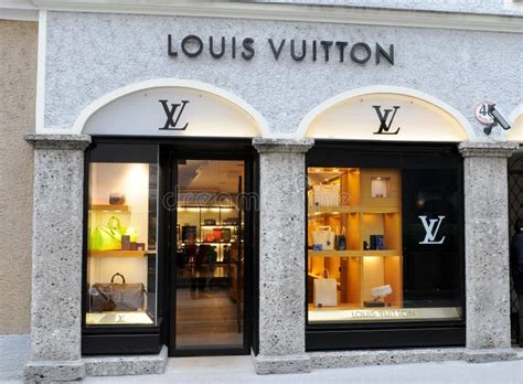 louis vuitton rosemont il.